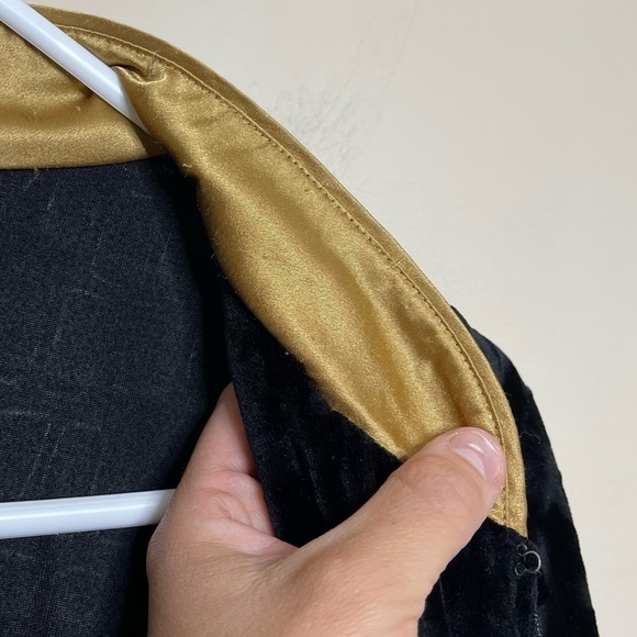 Vintage Natori Black Croc Velour Full Zip Robe - Picture 6 of 7